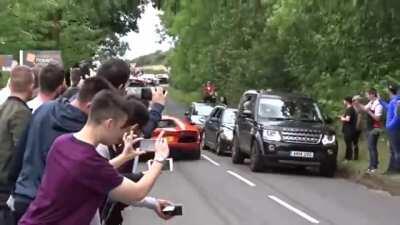 V12 lambo sound vs electric i8 sound.