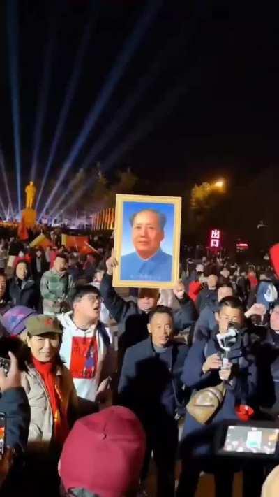 No to revisionism, support socialism!