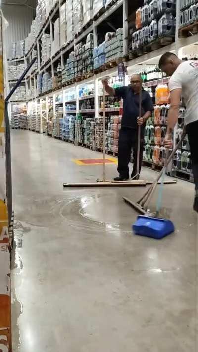 Technique to collect water from the ground
