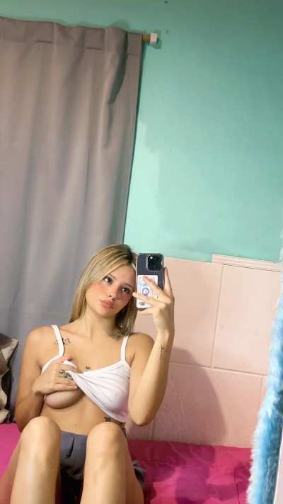 Does your dick goes big when u see me
