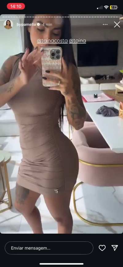 Peito gostoso 😈😈🤤