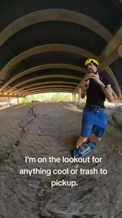 Artificer Bard looking for a Wizard to apprentice under.