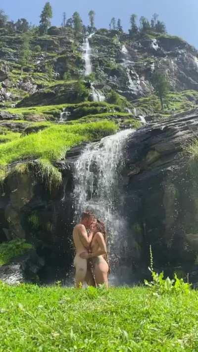 ✨Touched By Nature ✨Making love in Earths most beautiful places 🌎❤️