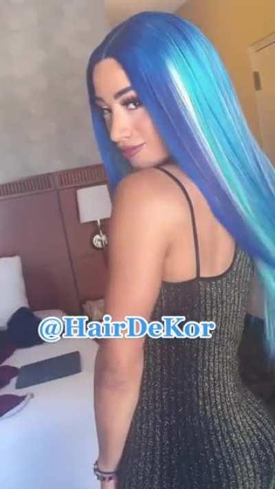 Just so fucking HOT 🔥