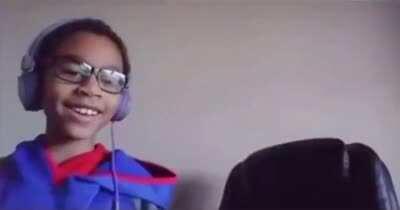 Kids react to teacher’s accidental fart on zoom