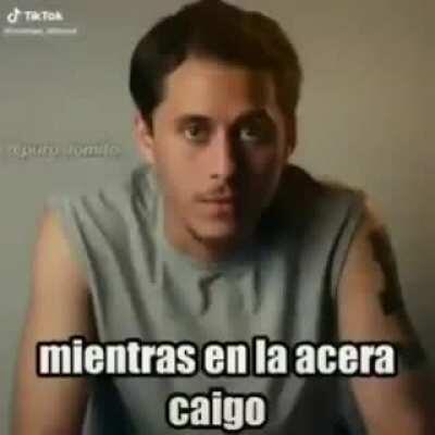 Escucho una señora que grita: A