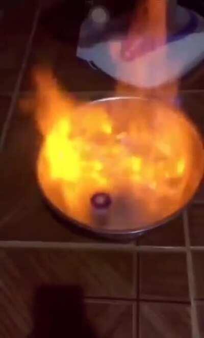 Las chicas: Que se termine la cuarentena, quiero ver a mis amigas Los Pibes: