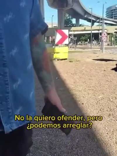 Puerto Madero: Ciudadano peruano a bordo de una Toyota Cross sin papeles quiso sobornar a una oficial de la ley con 200 mil pesos, terminó preso