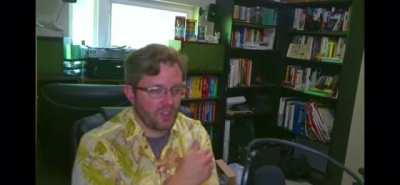 Prof. Houston wade dropping facts about why gme is the play and AMC is not. Adam Aron does not hold a candle to papa Cohen! 💎🙌🚀