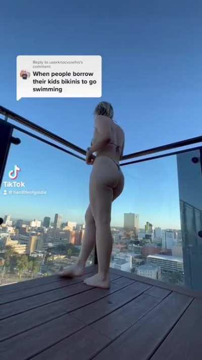 What bikini? @hardlifeofgoldie