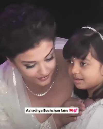 Beautiful and Graceful Aishwarya Rai Bachchan