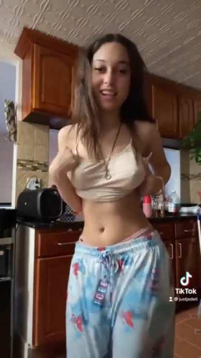 Just sexy af🔥🔥🔥