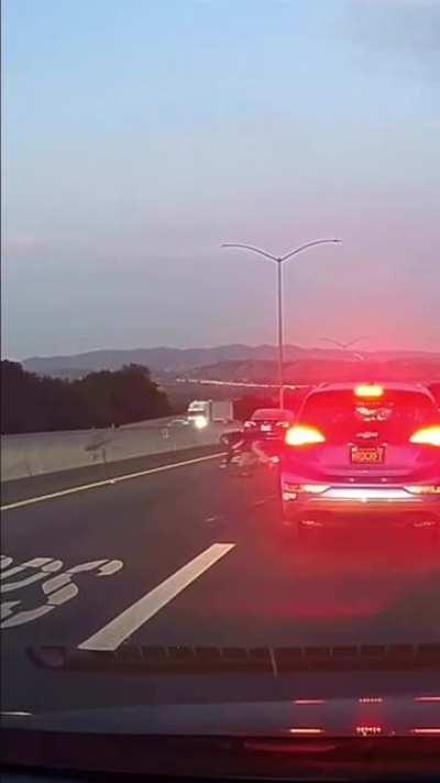 huh wonder who's at fault here