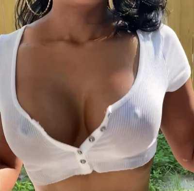 I love guys that have large 🍆