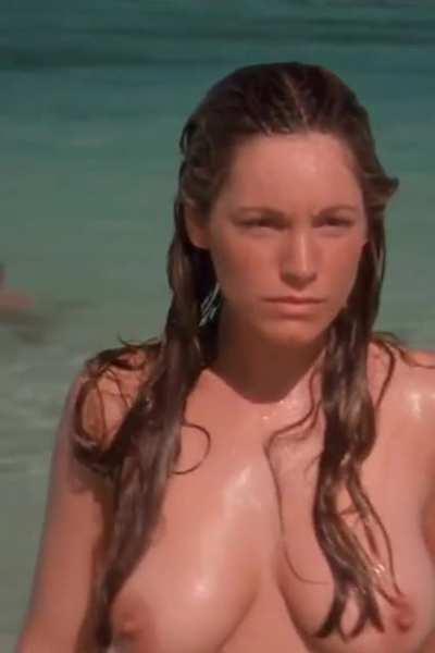 Kelly Brook's busty tits in movie 