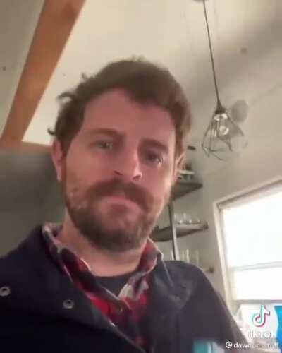 Chad silences angry cat