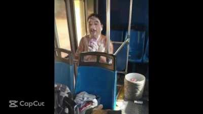 puto video mas horrible que pisar mierda descalzo no me sorprenderia que me baneen