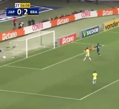 Gol absurdamente inacreditável...
