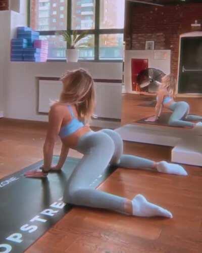 Nata Lee (@natalee.007)