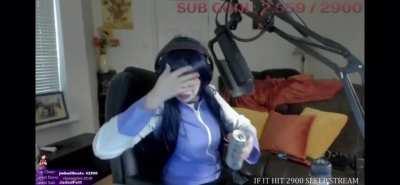 Omg i open beers with a knife i am so cool!