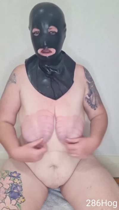 Shake 'em out 😏 (watch with sound on)