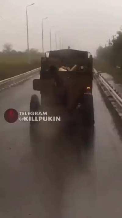 Russian D1 152 howitzer (1943 design) is rolling to the position in Ukraine. Unstoppable power