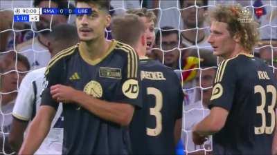 Real Madrid [1]-0 Union Berlin: Jude Bellingham 90+4'