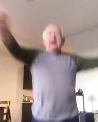 Azilean Banks trying to get Sett’s attention when he ganks bot lane