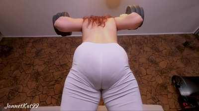 I need a bigger bar for squats, but I think this one does the job for now [F]