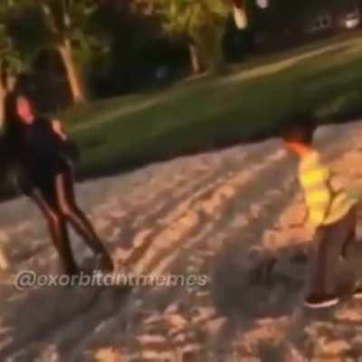 This gif has a full 3 act structure