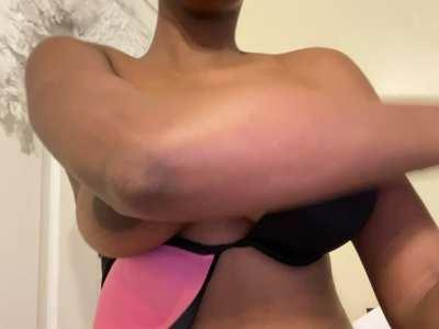 my bra doesn’t hide very much