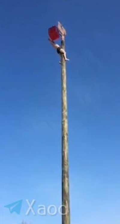 HMFT after climbing up this pole