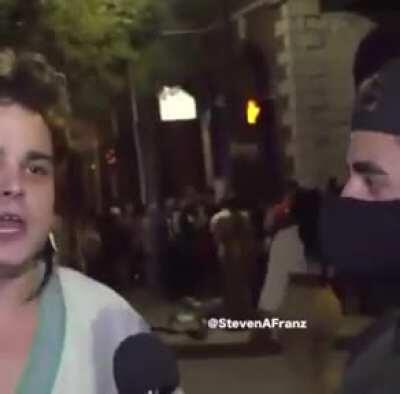 This guy's Tinder date