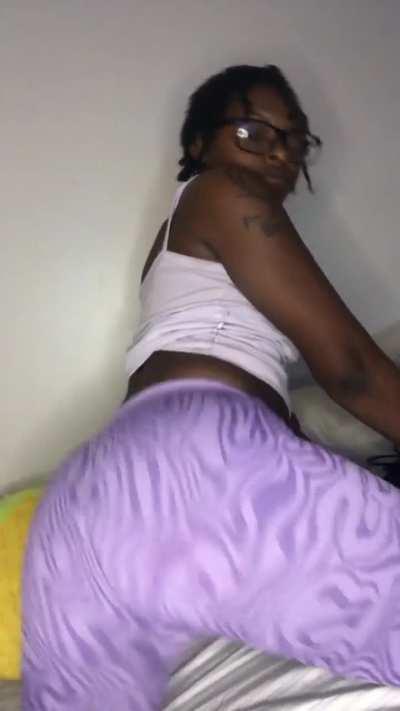 I think purple looks good on me 😌