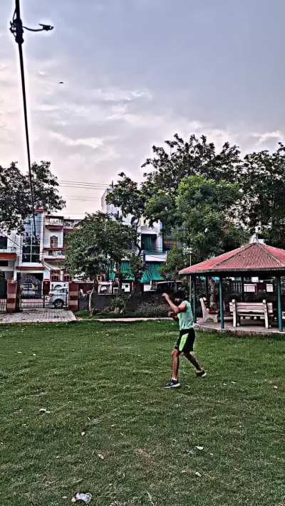 Punching through the grind! 🥊💪 Staying sharp, strong, and ready for the ring.