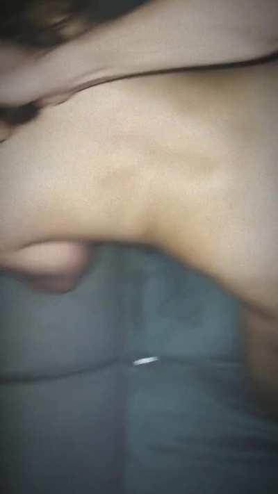 White Girl is spread by this thick Arab Cock - Petite Blanche se fait élargir la chatte par une épaisse queue de rebeu