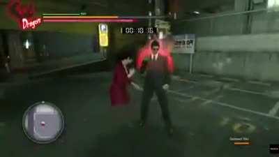 Live footage of Kiryu not hitting women