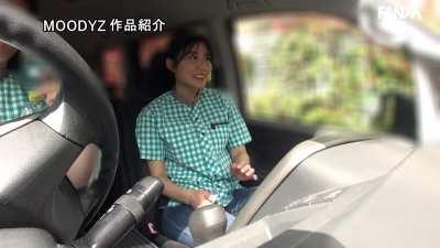 MIDV-494 A secret meeting between a frustrated part-time wife and a male college student Nao Jinguuji part-1.