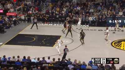 [Highlight] Brandon Ingram blocks Steph Curry then Josh Richardson lobs it to Dyson Daniels for the dunk. This caps off a 11-0 Pelicans run and forces Kerr to take a timeout.