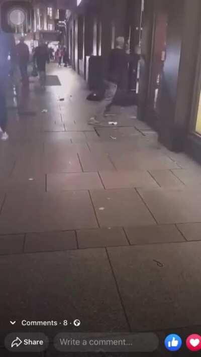 Guy vs mcdonalds security. Wait til the end