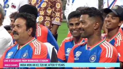 Rohit Sharma praising Hardik Pandya to the fullest and Mumbai crowd chanting 