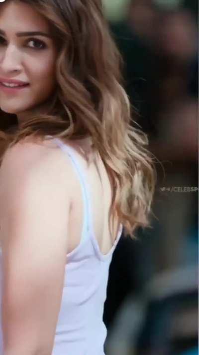 Kriti Sanon hot armpit 👅💦💦