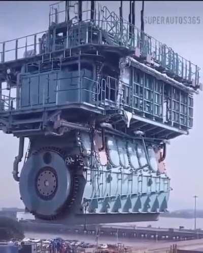 Если прислушаться, то можно услышать стуки замурованного в картере Петровича