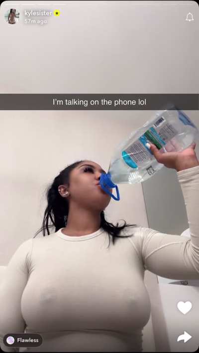 Ari See through, poking 🍒🔥