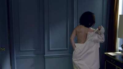 Rachel Brosnahan butt and nipslip in the new episode of Marvelous Mrs Maisel! - brightned, slowed, zoom