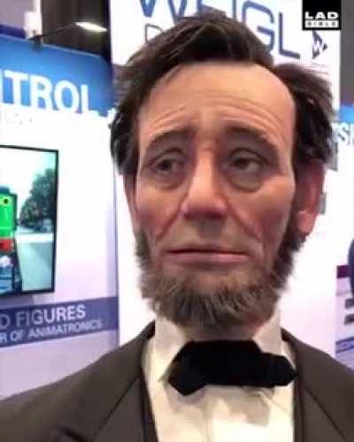 This amazing Abraham Lincoln animatronic