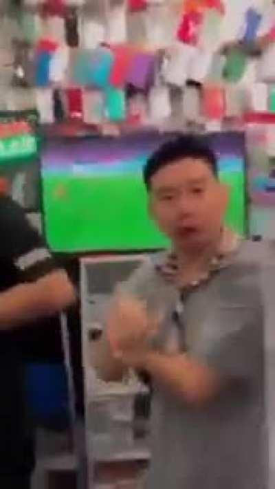 Eu so china 😡🖕