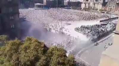 México: População vai às ruas pedir a saída da presidente Claudia Sheinbaum, acusada de envolvimento com o tráfico. Mais uma narcoditadura esquerdista  alinhada ao Foro de São Paulo, grupo criado por Lula.