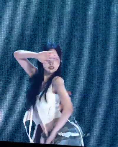 Mina shining on her solo stage 