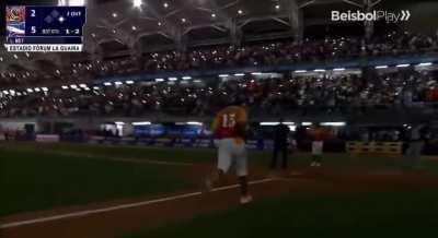 [Highlight] [Highlight] On the same day he's named unanimous NL MVP, Ronald Acuña Jr. goes deep in his first Venezuelan Winter League game